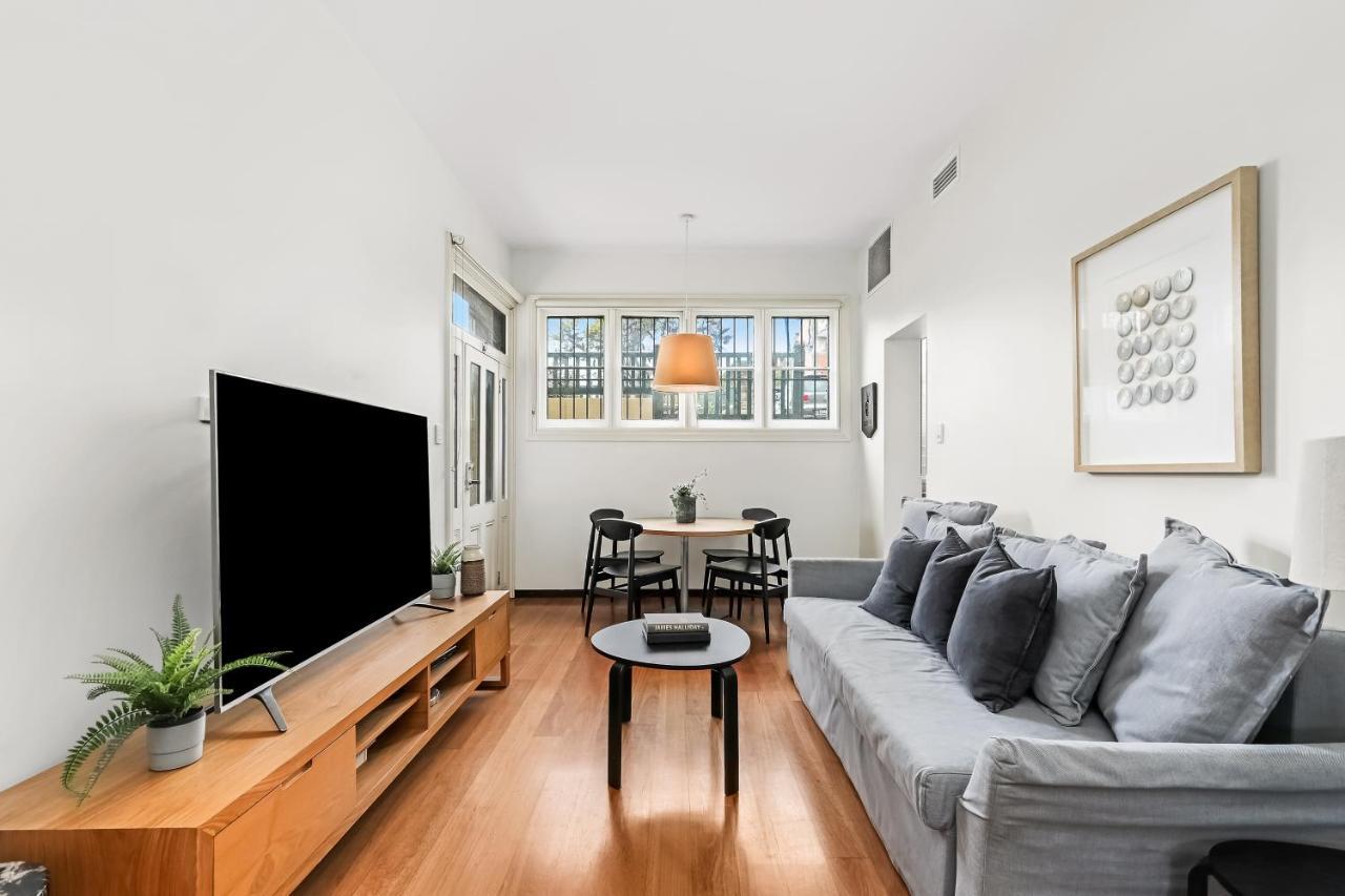 Balmain Wharf 1 Bedroom Apartment Sydney