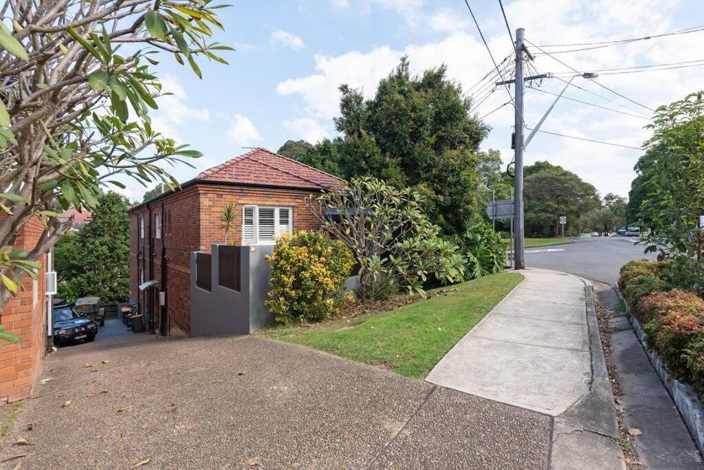 Apartment -cammeray Sydney