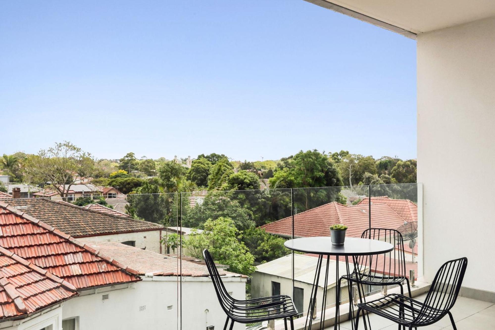 Apartment Modern 2bd In Trendy Inner West *