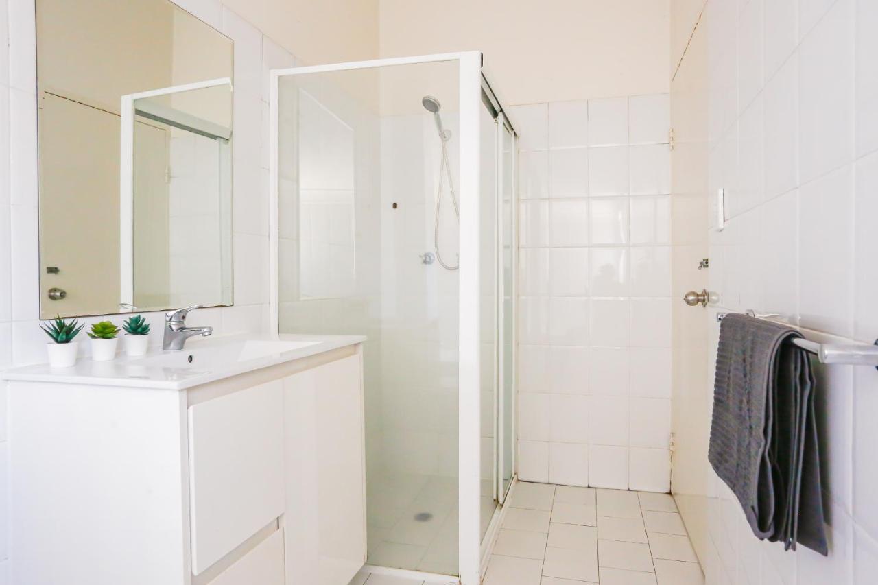 Apartment Cozy 2 Bedroom Chippendale Ii