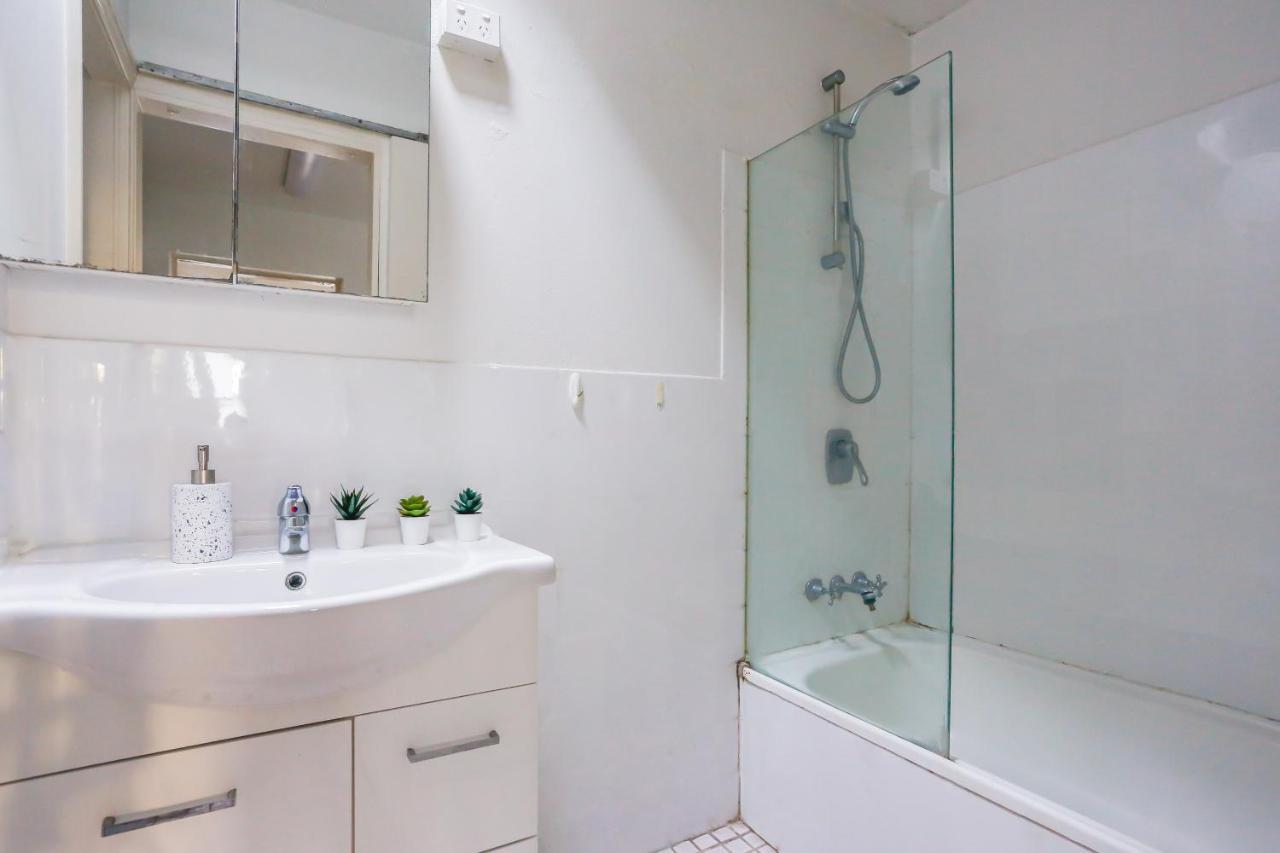 Superb 2 Bedroom House Darlinghurst 2 E-bikes Included * Sydney