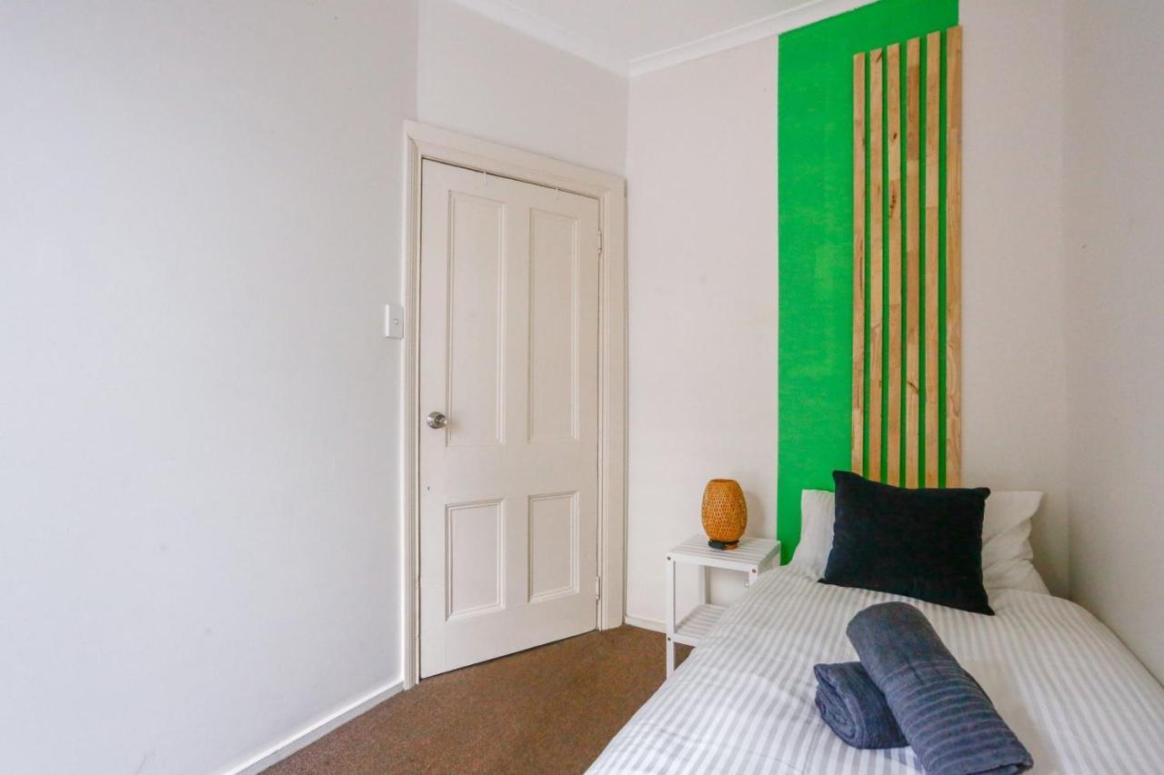 Superb 2 Bedroom House Darlinghurst 2 E-bikes Included Sydney