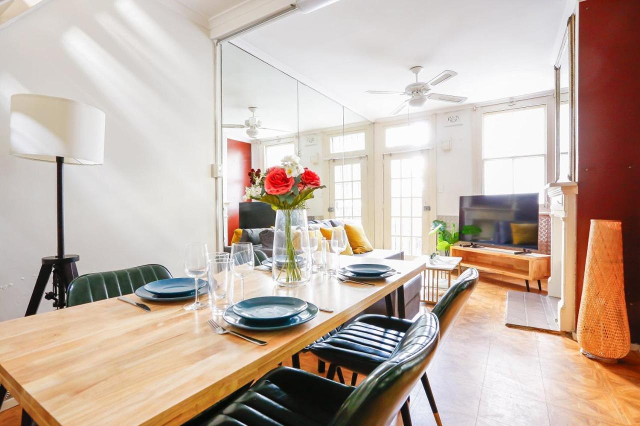 Superb 2 Bedroom House Darlinghurst 2 E-bikes Included * Sydney