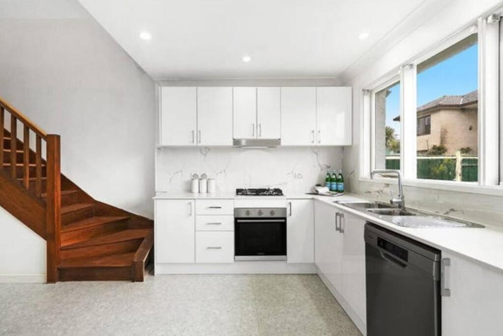 Delightful With Amazing Views! Casa de férias Sidney