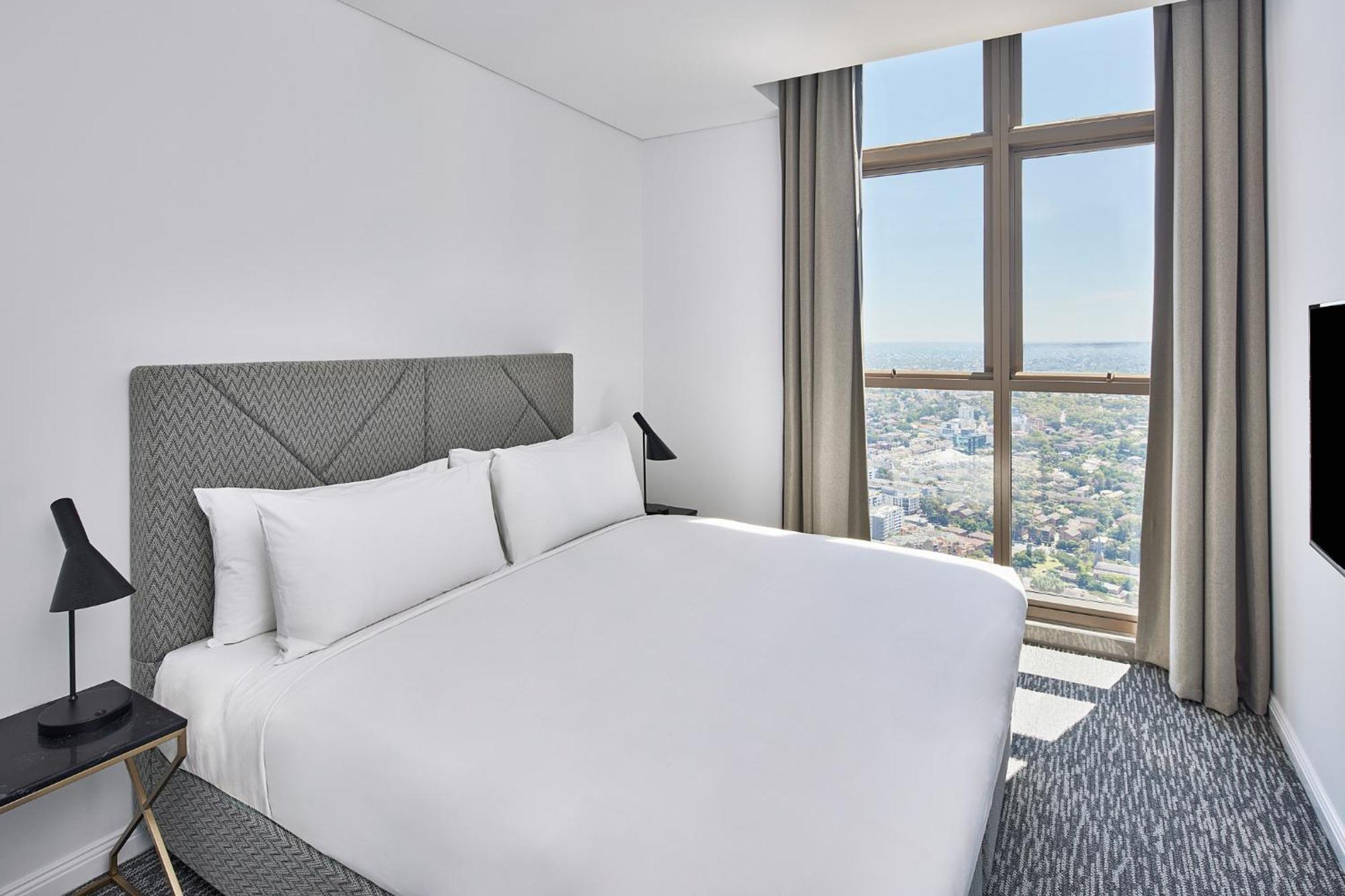 Meriton George Street, Parramatta Hotel 4*
