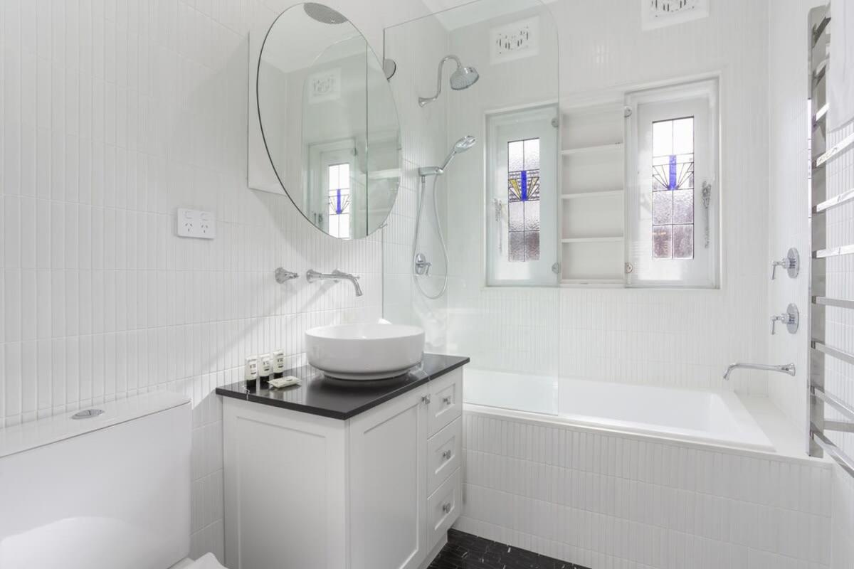 Coastal Living Just Metres From Coogee Sydney