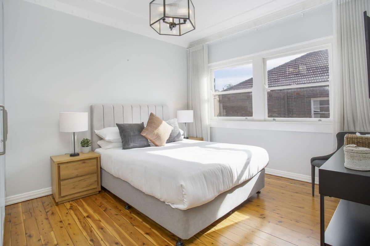 Coastal Living Just Metres From Coogee *