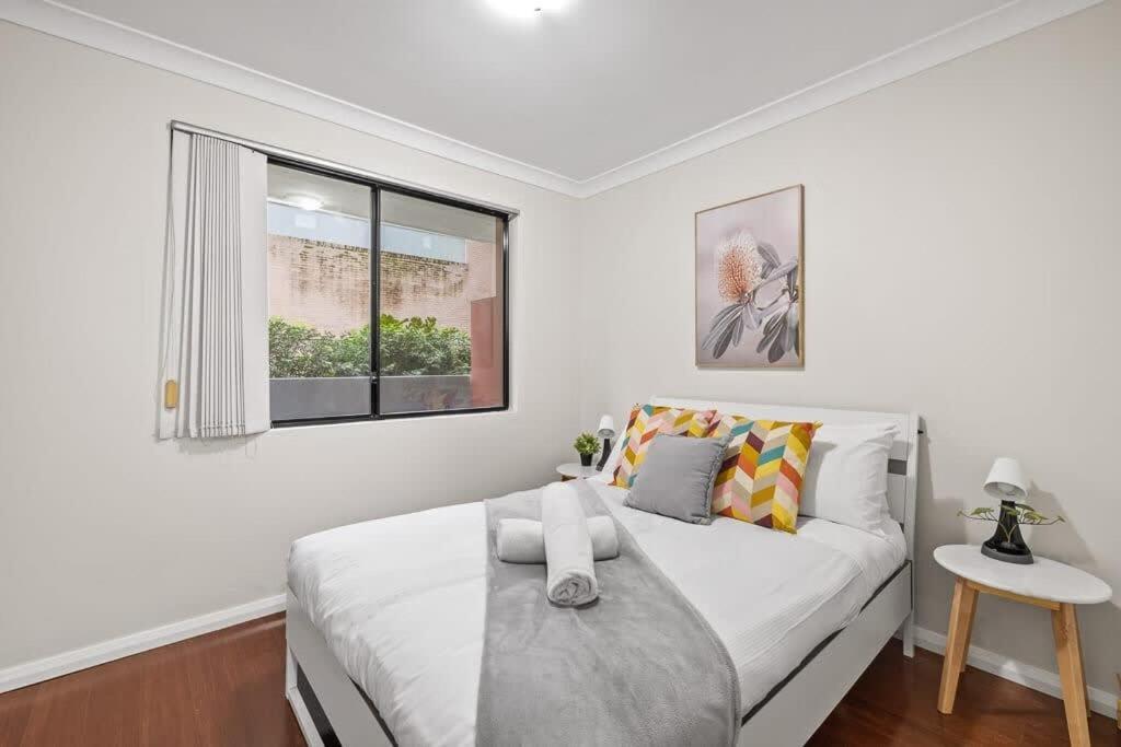 2 Bedrooms Apt In Burwood 4min To Train Sleep 6 Apartment