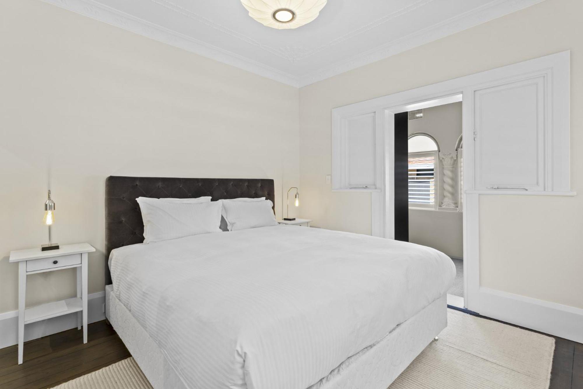 Apartment Comfy 2-bed With Ac Throughout Sydney