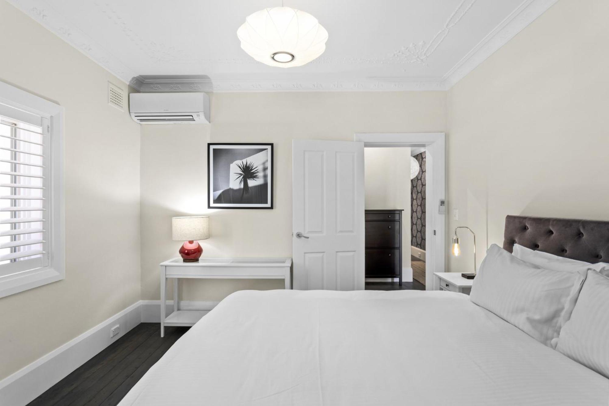 Apartment Comfy 2-bed With Ac Throughout