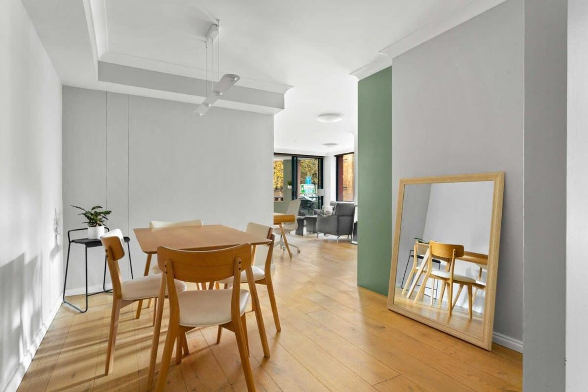 Comfortably Central 2-bed Sydney