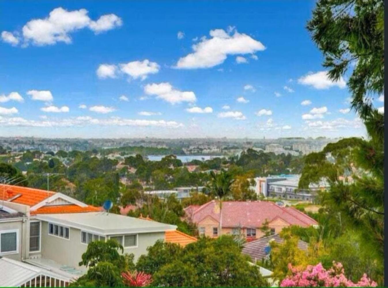 Apartment Private View 1 Bed With Parking *
