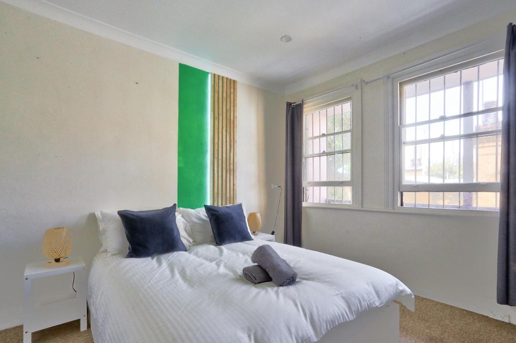 Affordable 3 Bedroom House Darlinghurst With 2 E-bikes Included Sydney