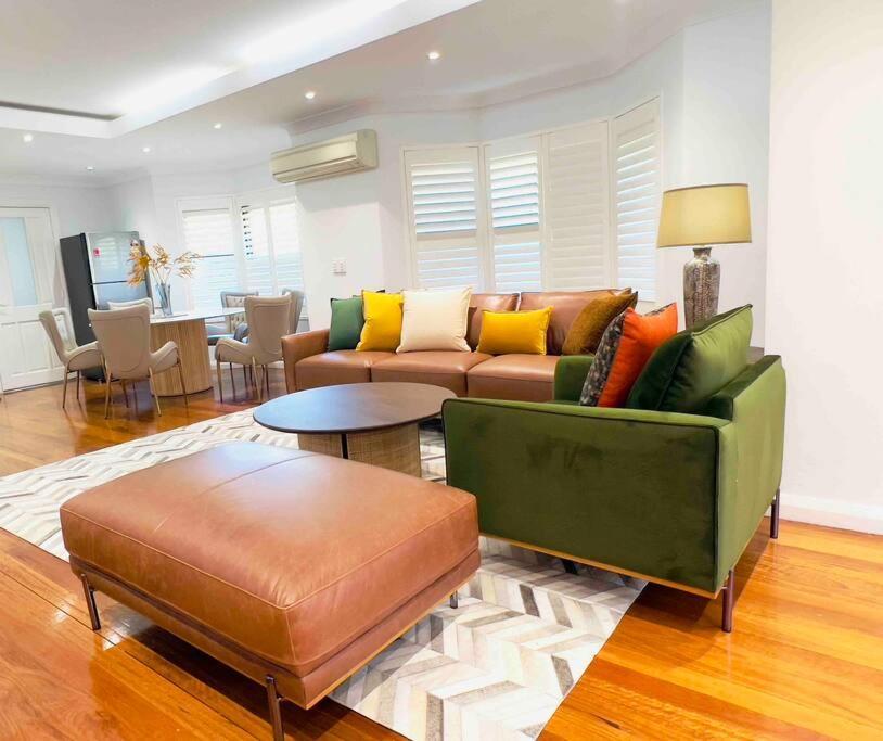 Maroubra Gem Close To Everything Sleep 16 *