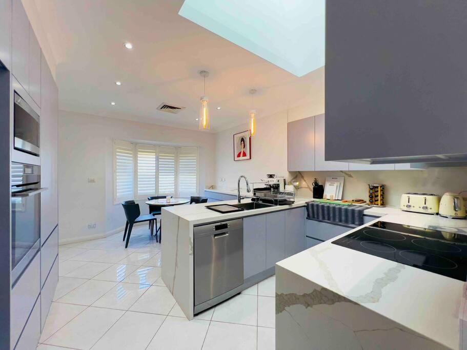Maroubra Gem Close To Everything Sleep 16 * Sydney