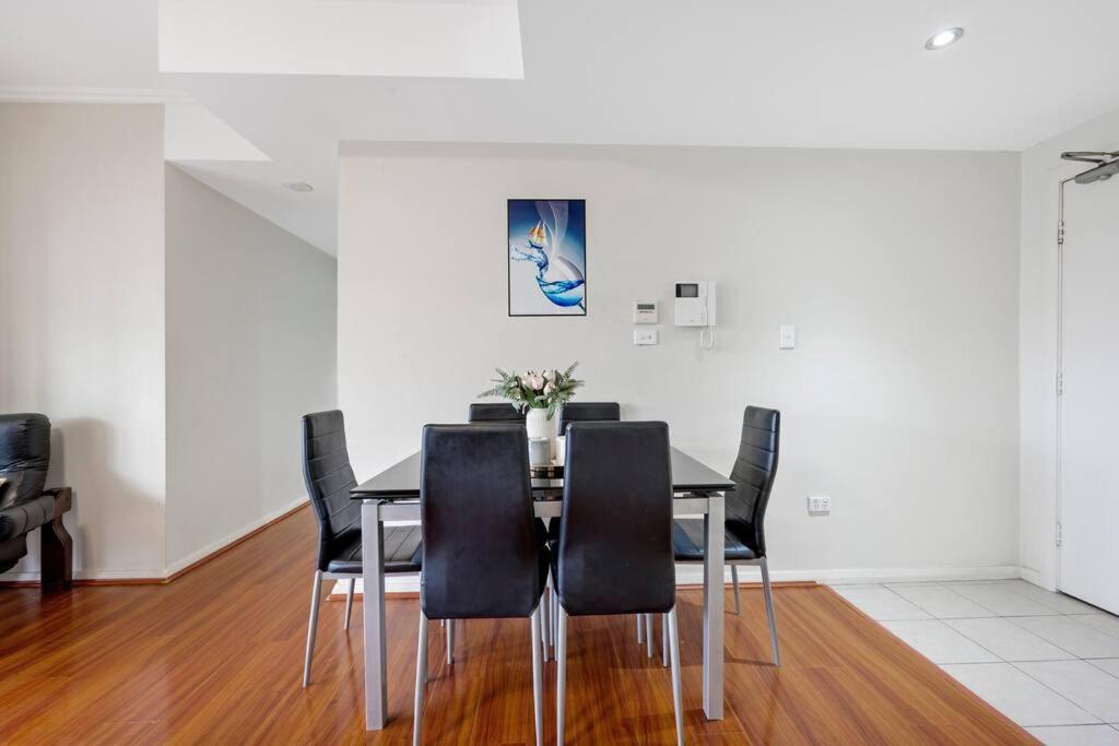 Super Convenience 2b2b@burwood Sydney