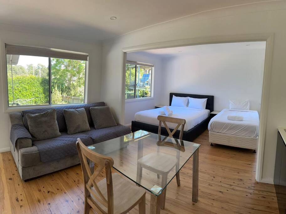 Private House Unit In Dundas Valley * Sidney
