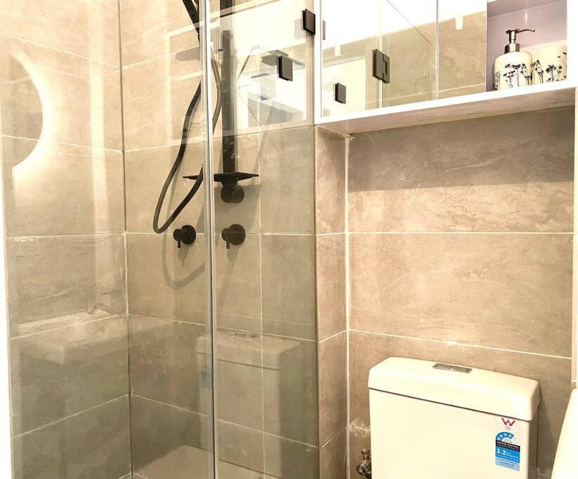 Lux 4br Straithfield House Close 2 Airport/city Casa de férias Sidney