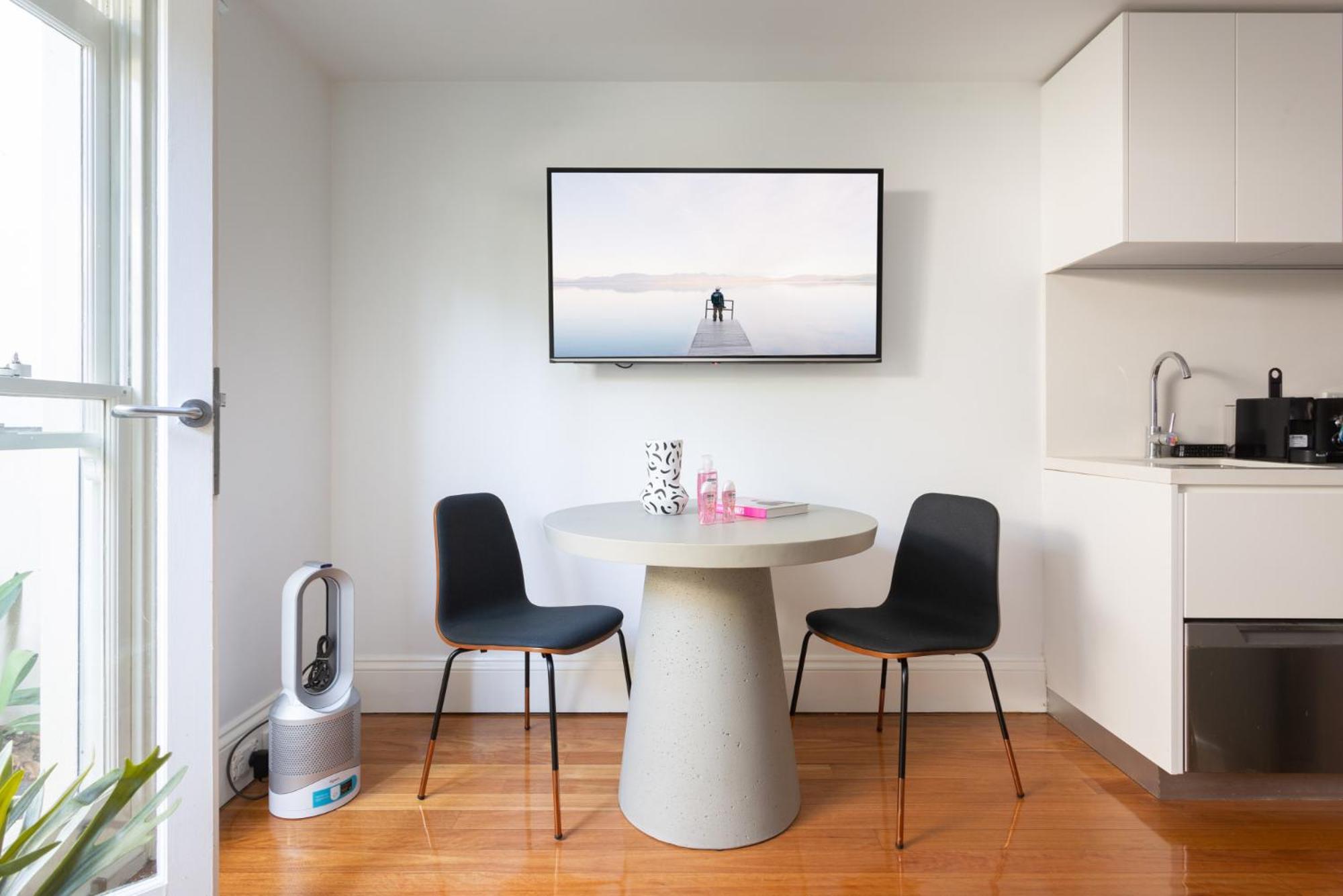 Boutique In Heritage Apartment *