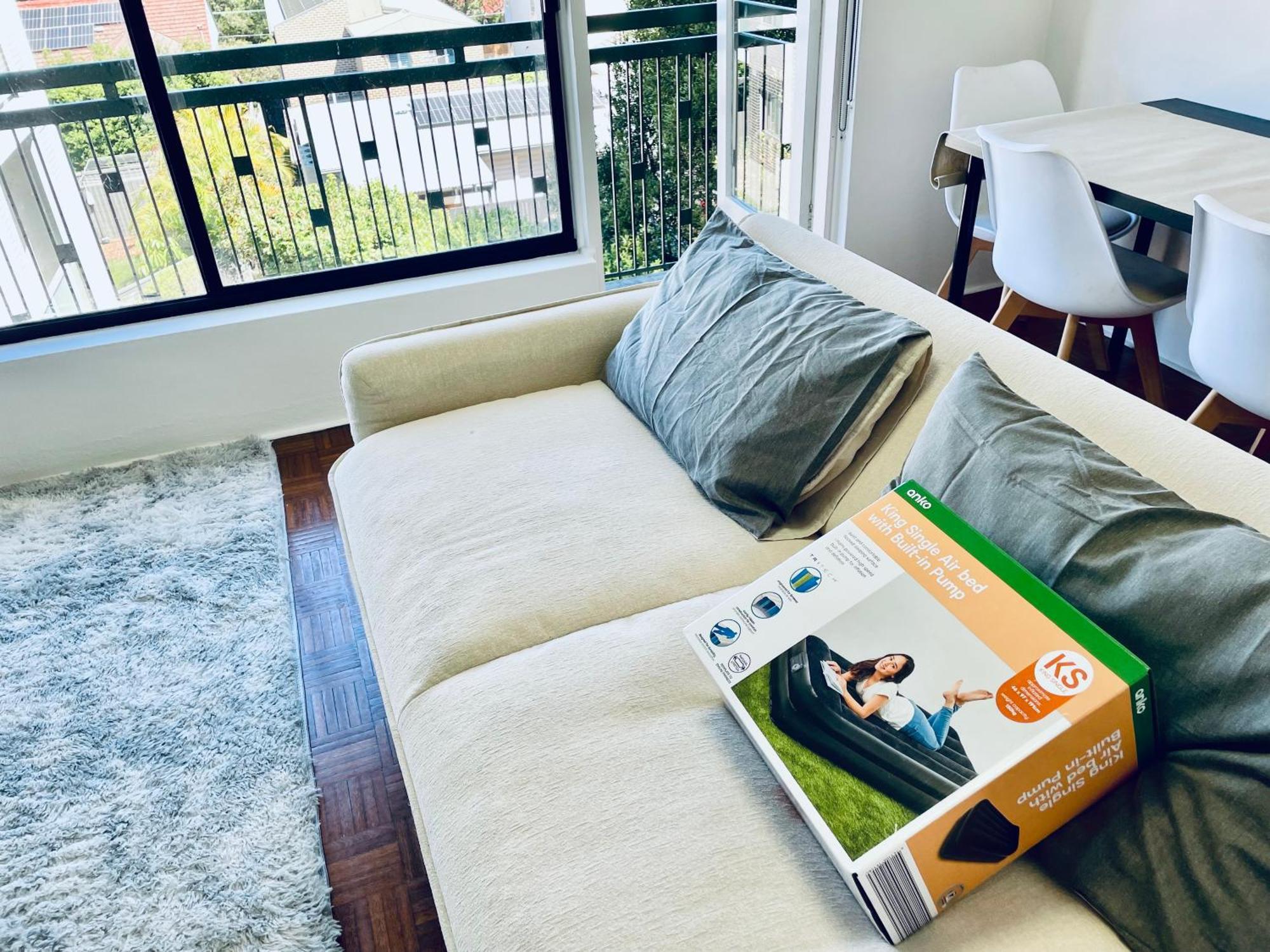 Private View 1 Bed With Parking Sydney