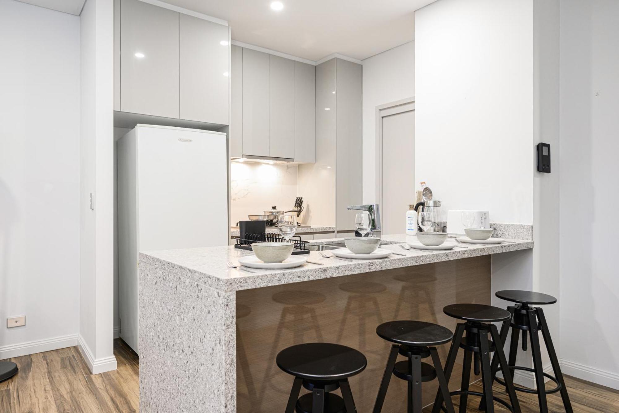Zetland Near Shops & Train With Gym&pool For 6ppl *