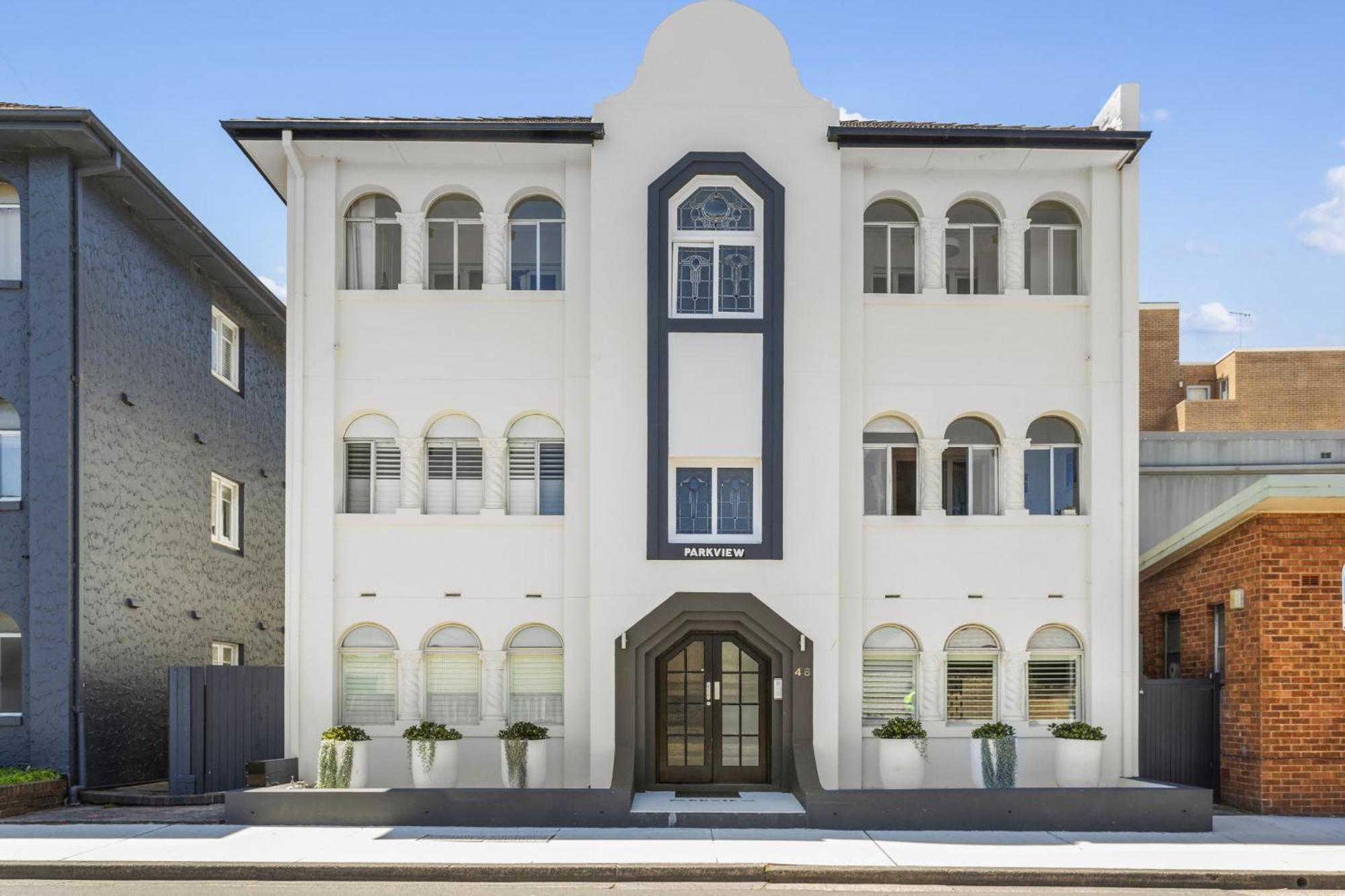 Apartment Comfy 2-bed With Ac Throughout