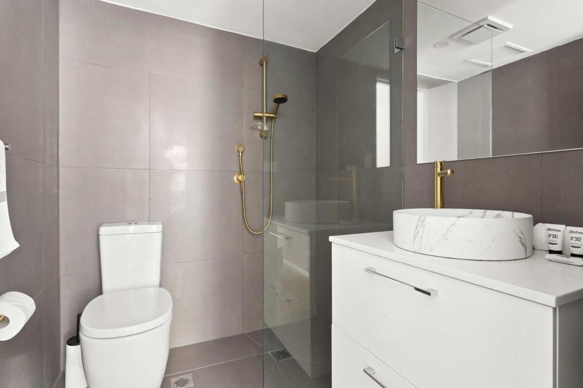 Apartment Comfortably Central 2-bed Sydney