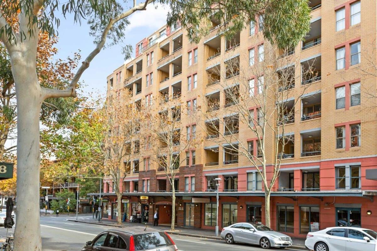 Comfortably Central 2-bed * Sydney