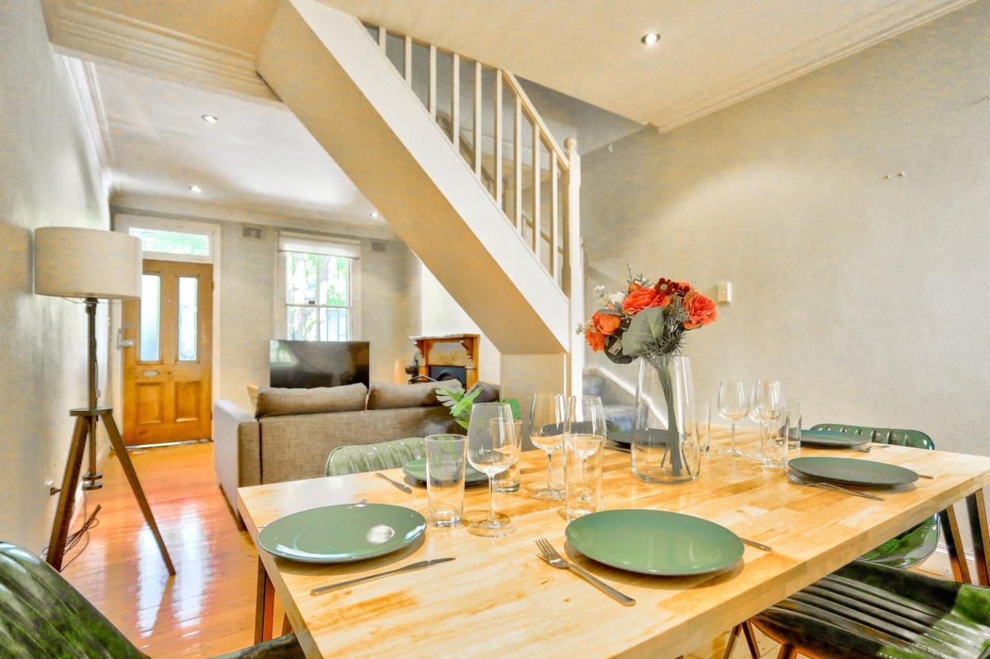 Spacious 3 Bedroom On The Edge Of Downtown Darghan St 2 E-bikes Included Casa de férias *