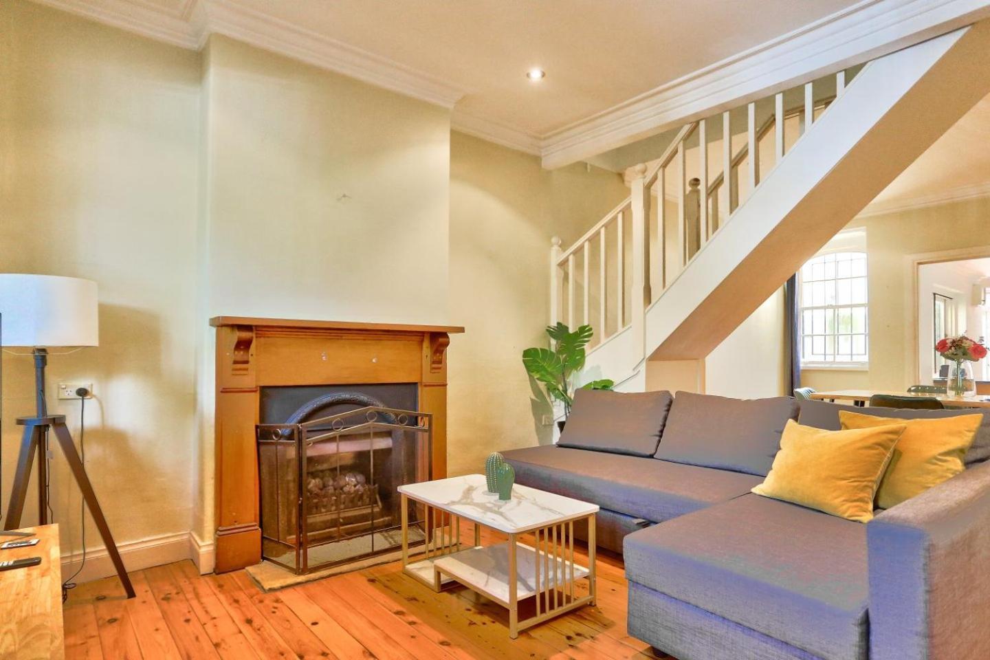 Spacious 3 Bedroom On The Edge Of Downtown Darghan St 2 E-bikes Included * Sidney