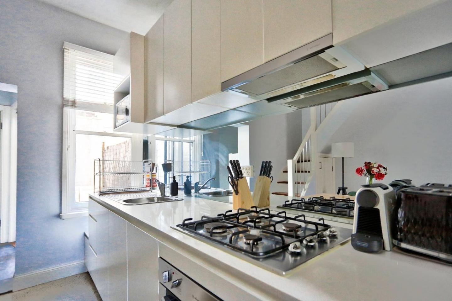Charming 2 Bedroom House Woolloomooloo Sidney