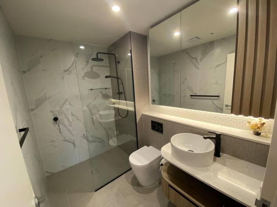 Apartment Cozy 2 Bedroom In Wentworth Point W Parking *
