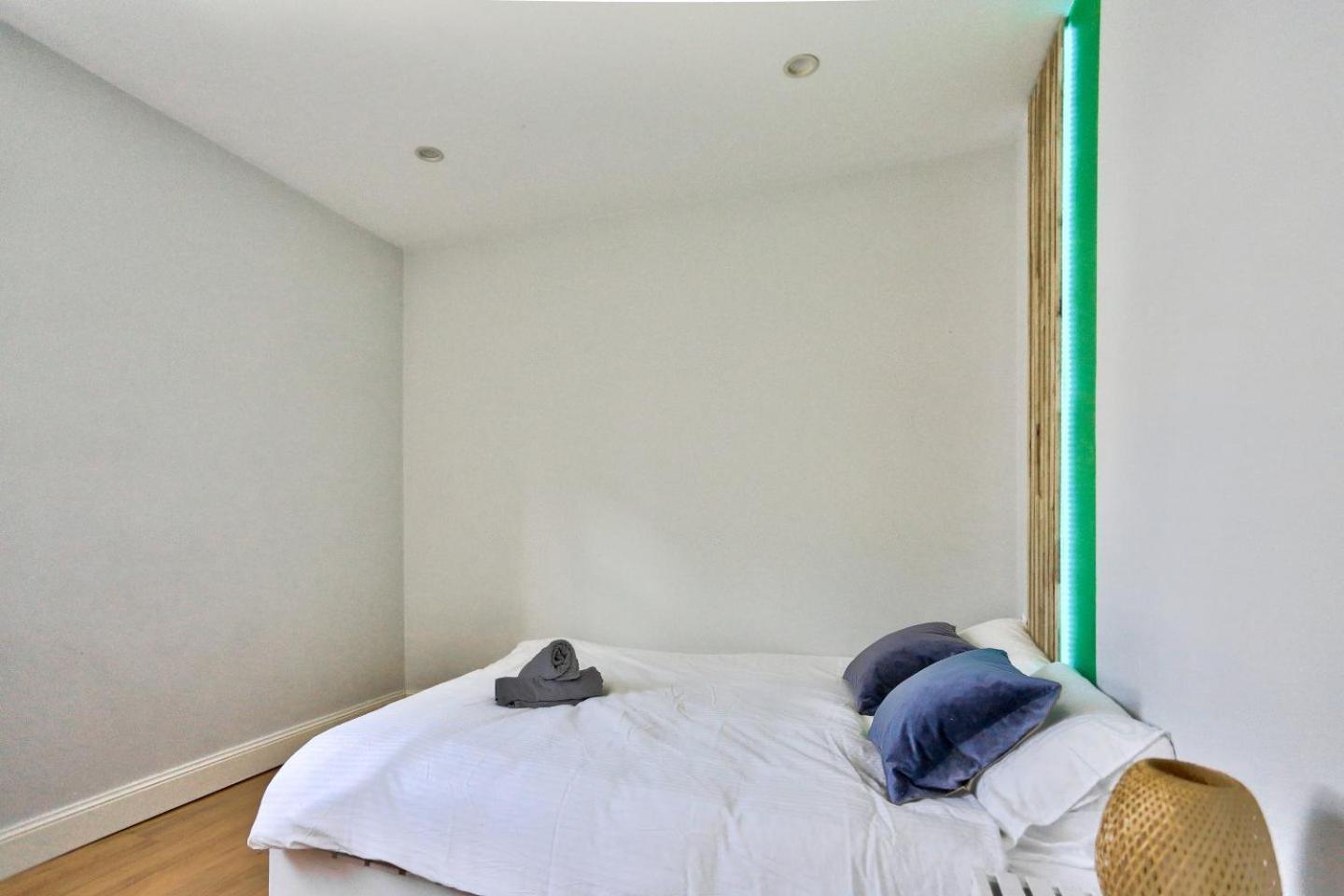 Casa de férias Charming 2 Bedroom House Woolloomooloo *