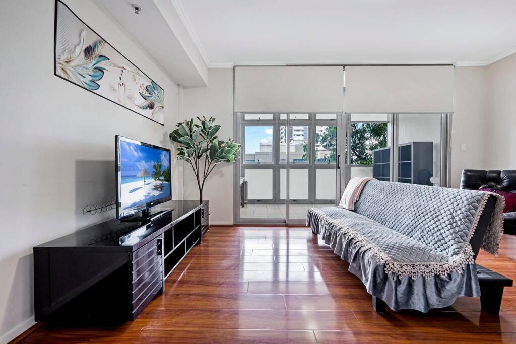 Super Convenience 2b2b@burwood Apartment Sydney