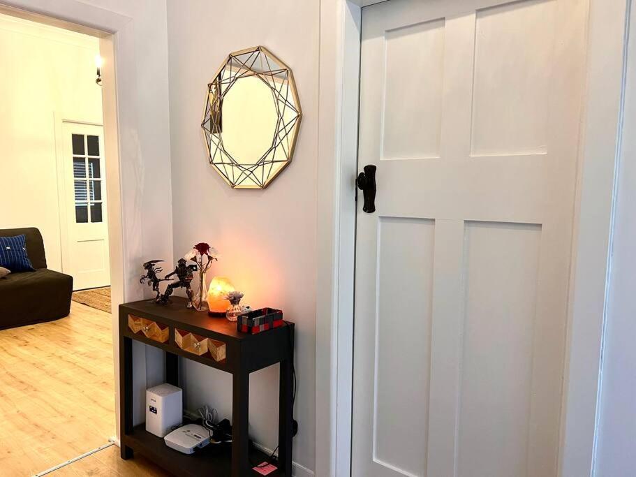 Casa de férias Lux 4br Straithfield House Close 2 Airport/city *