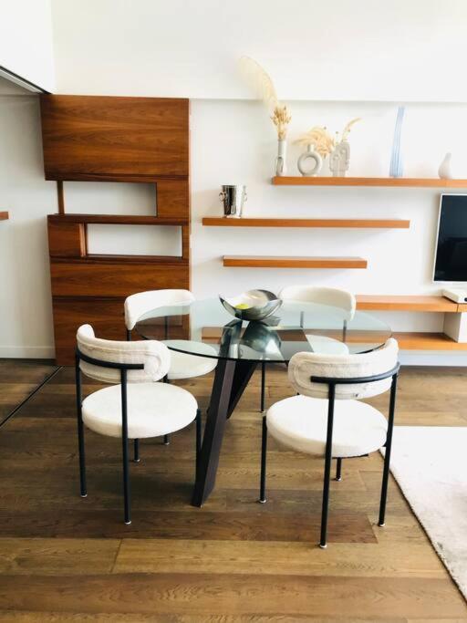 Apartment Harbour View Woolloomooloo Sydney