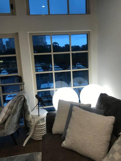 Harbour View Woolloomooloo *