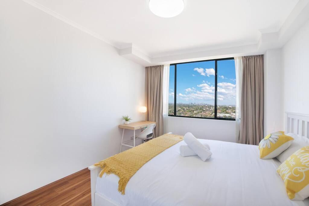 Sky-view 2b2b1g In Hurstville -1 Min To Westfield