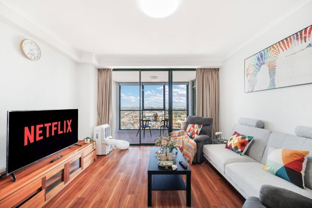 Sky-view 2b2b1g In Hurstville -1 Min To Westfield * Sydney