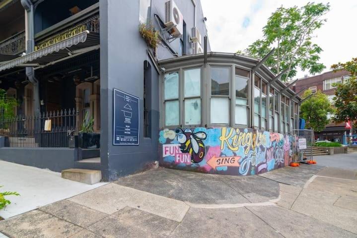 With Stunning Views Free Parking Apartment *
