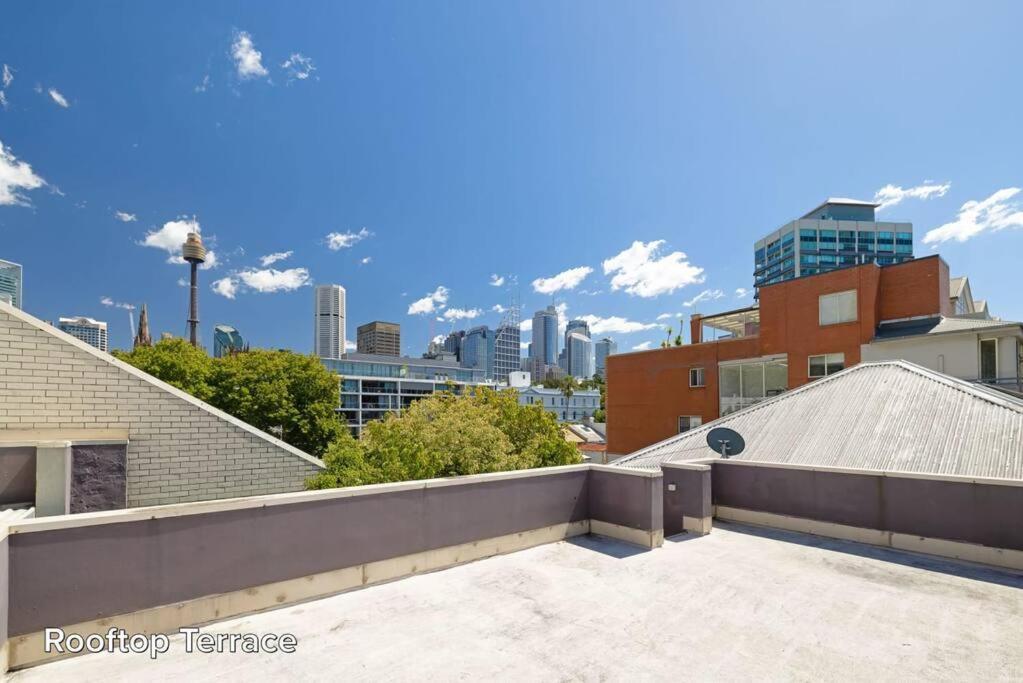 Cute & Cosy - Walk To City, Harbour And Museum Apartment