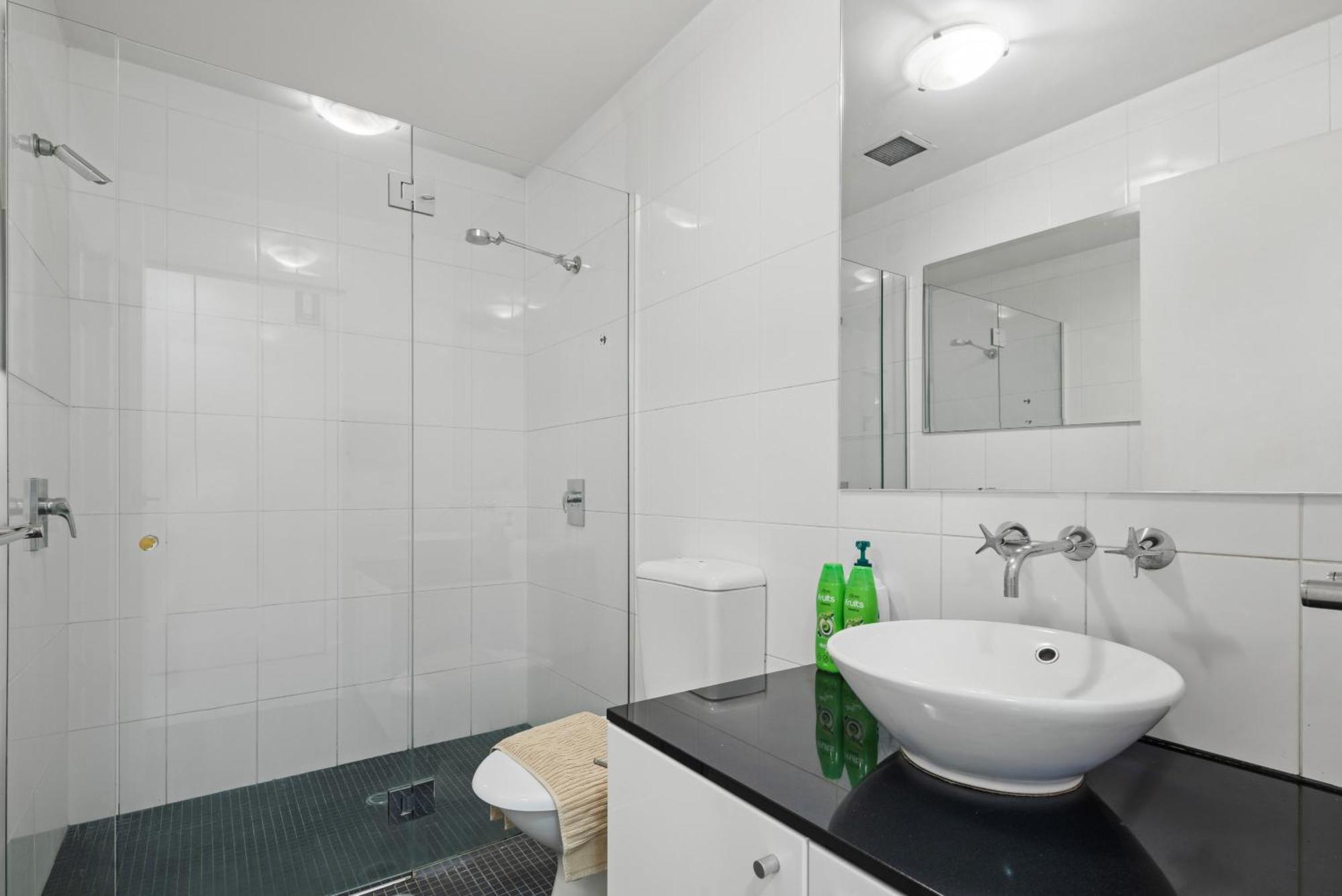 Spacious & Comfy For 6 Next To Darling Harbour Sydney