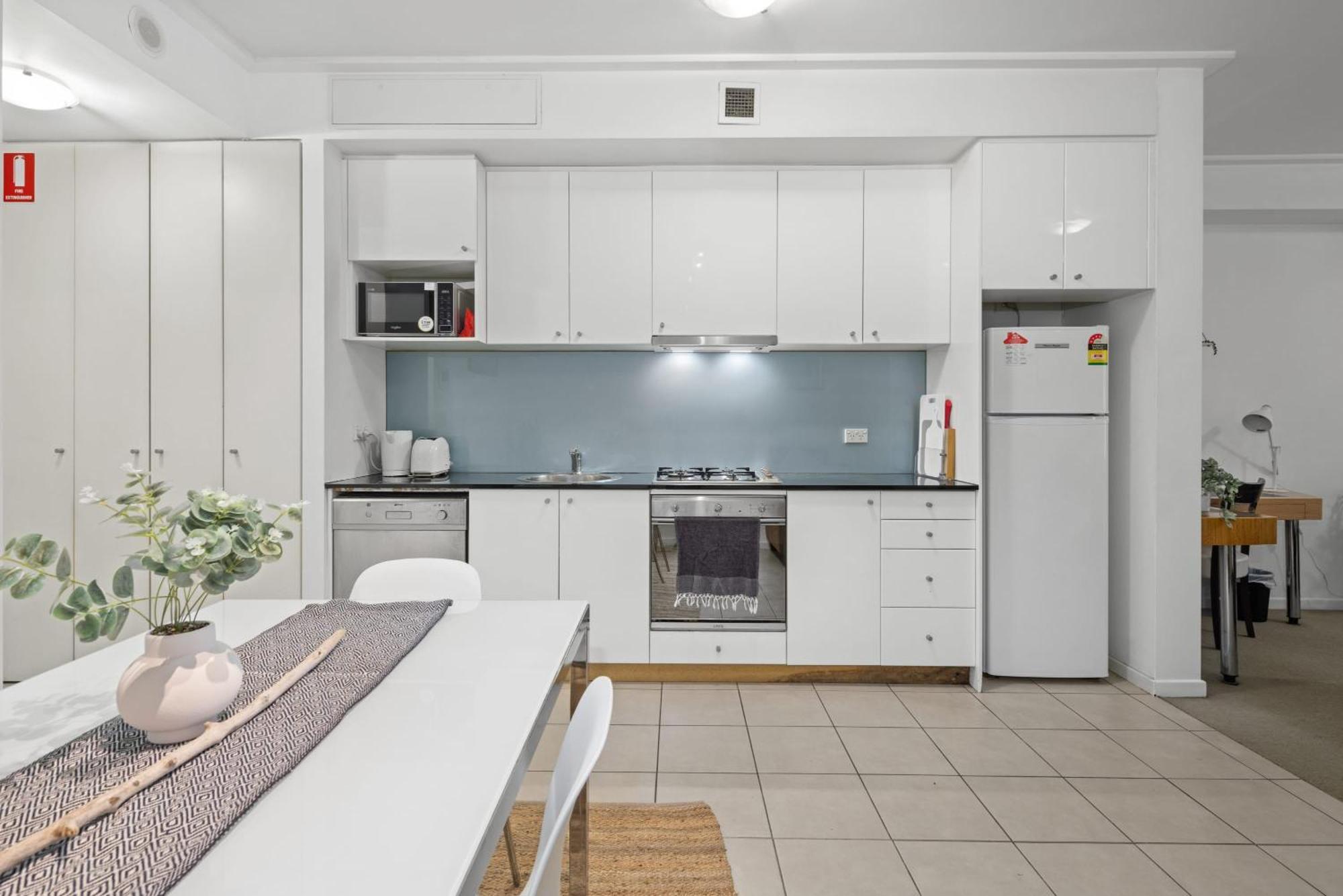 Spacious & Comfy For 6 Next To Darling Harbour