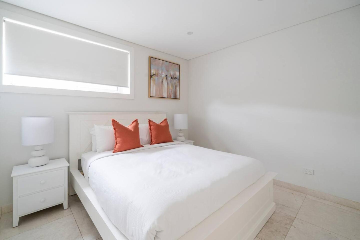 'starlight' A Slice Of The Hollywood Hills In Bexley Villa *