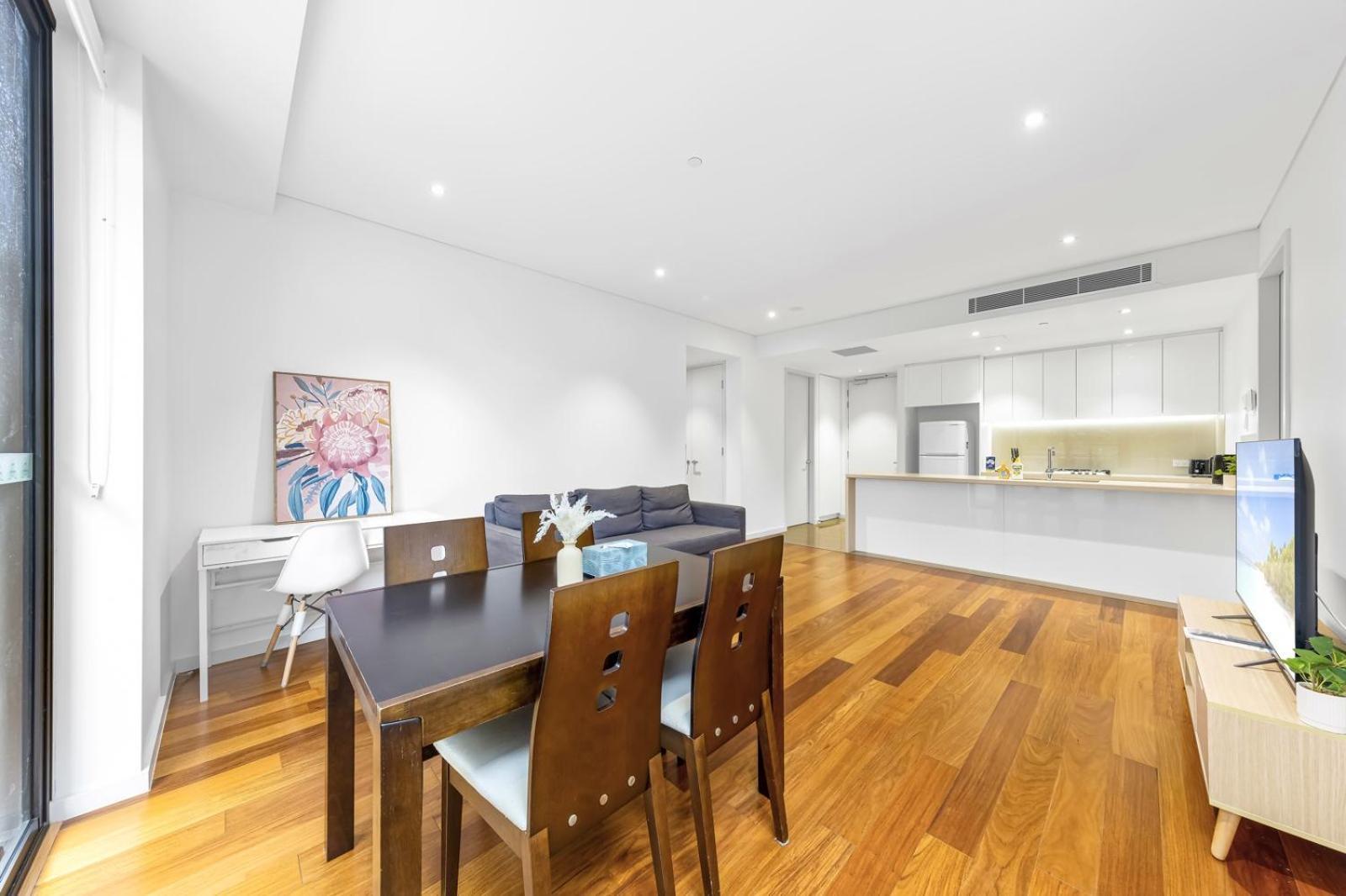 Apartment 2br In Heart Of Burwood