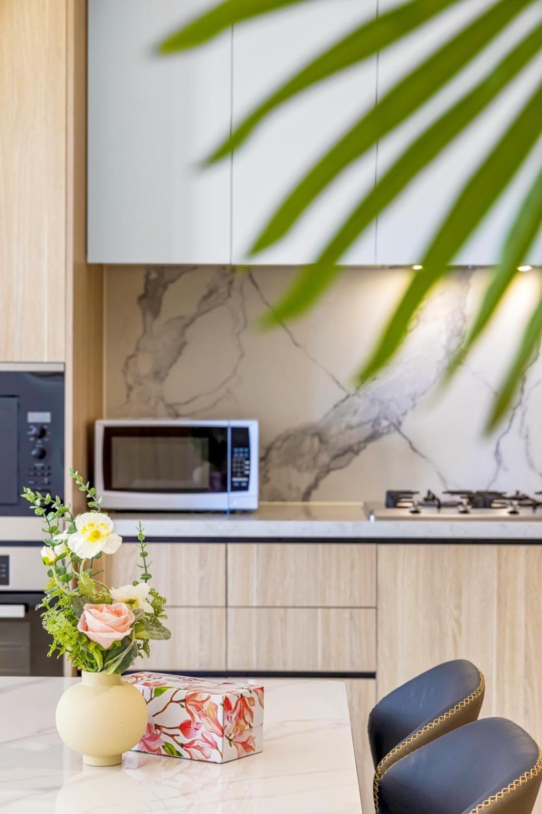 Executive Two-bedroom In Macquarie Park Apartment Sydney