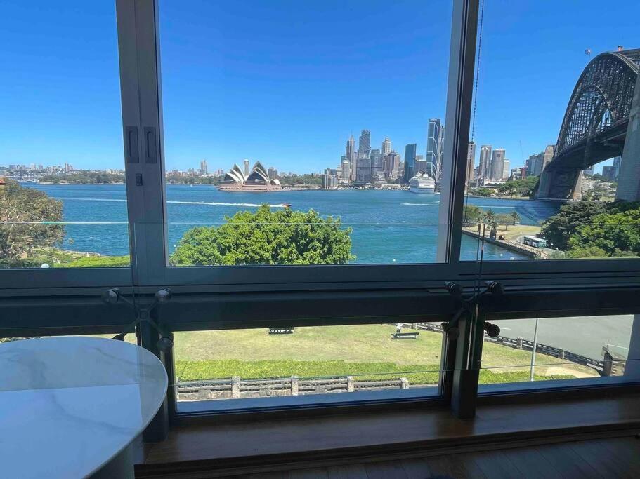 Opera & Harbour Bridge View Penthouse Apartment