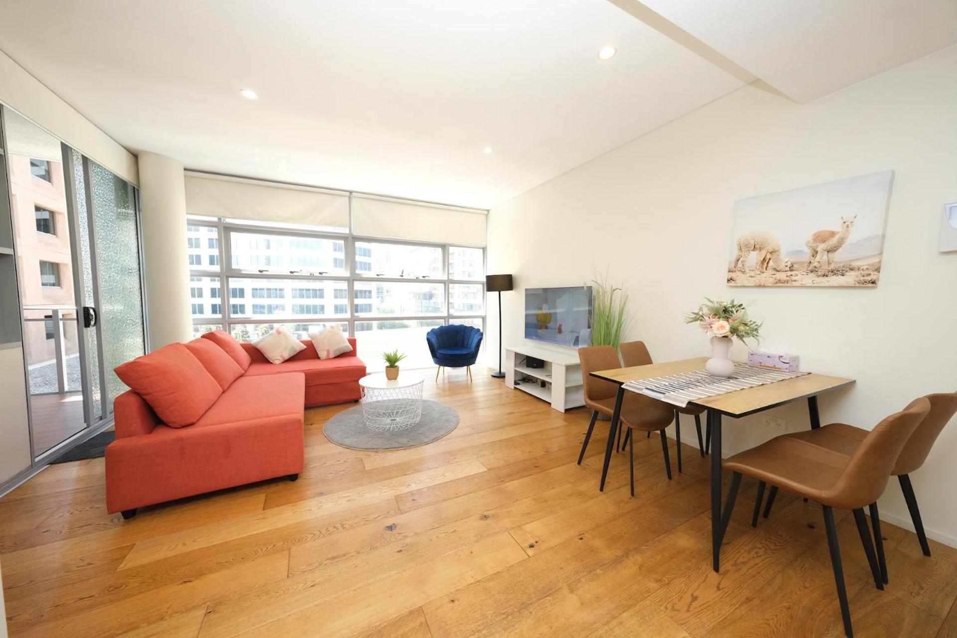 Alora In Cbd - Darling Harbour