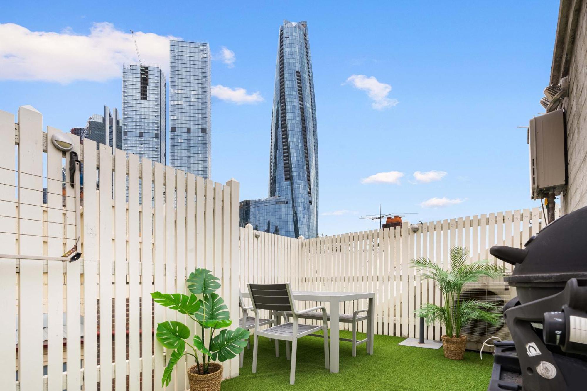 Boutique With Private Roof Terrace Sydney