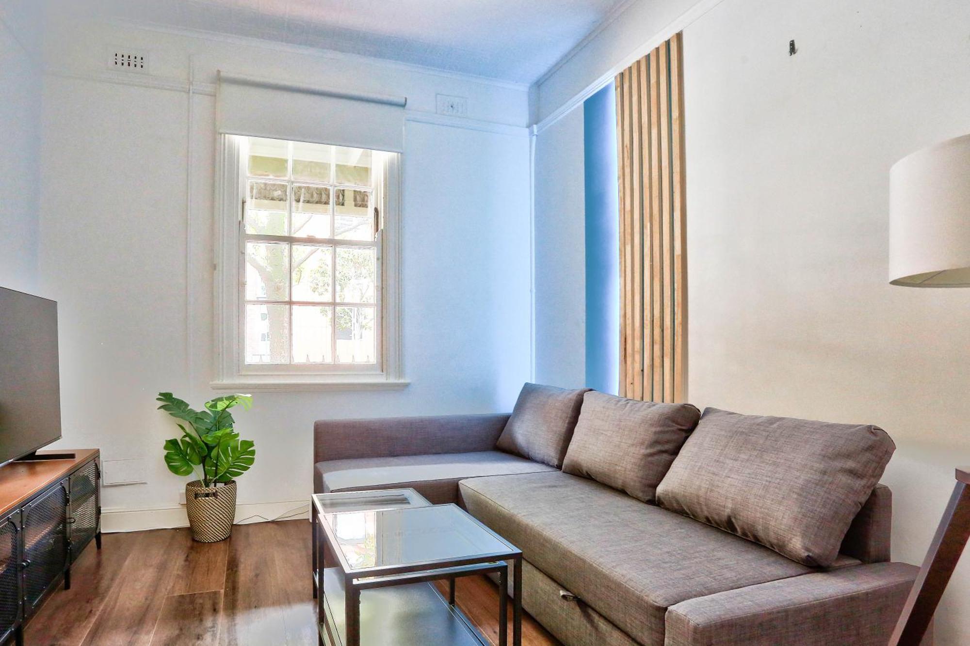 Spacious 3 Bedroom House Centre Millers Point 2 E-bikes Included * Sydney